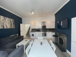 FLASH SALE Central Hove 5 Bedroom Flat BN332AWES